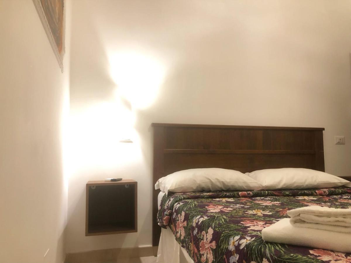 Hostel Cosmos Rom Eksteriør billede